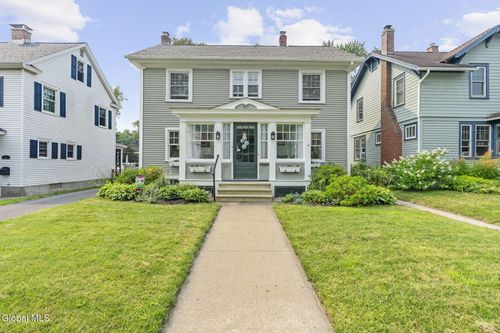 50 Washington Rd, Scotia, NY, 12302-2413 | Card Image