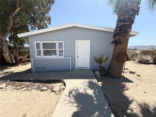 6667 Desert Queen Ave, 29 Palms, CA, 92277-3225 | Card Image