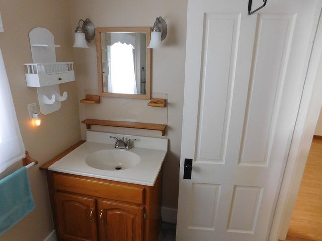 384 N Main St, House other with 2 bedrooms, 2 bathrooms and null parking in Montgomry Ctr VT | Image 20