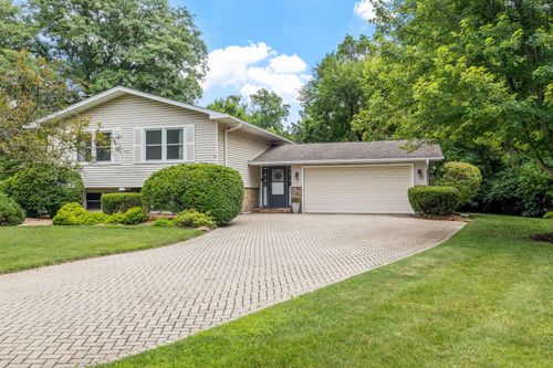 6651 Dunham Rd, Downers Grove, IL, 60516-2636 | Card Image