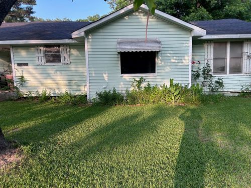 1330 Palmetto Rd, Benton, LA, 71006-8352 | Card Image