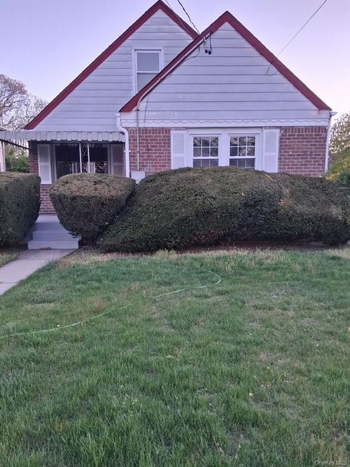 65 Botsford Street, Hempstead, NY, 11550 | Card Image