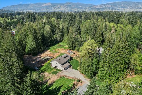 26100 Se 225th Pl, Maple Valley, WA, 98038-6742 | Card Image