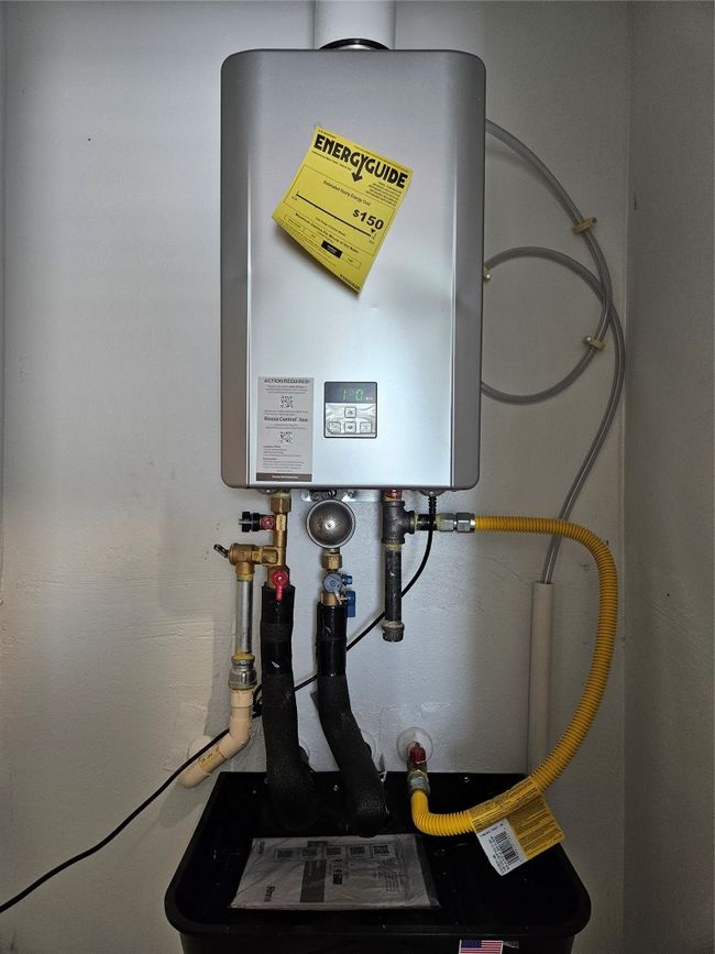 Utilities featuring water heater | Image 16