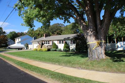 13 Redwish Ave, House other with 3 bedrooms, 2 bathrooms and null parking in Beesleys Point NJ | Image 3