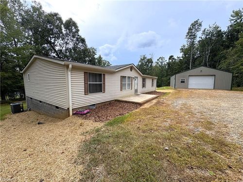 330 Quail Ridge Rd, Summerfield, NC, 27358-8215 | Card Image