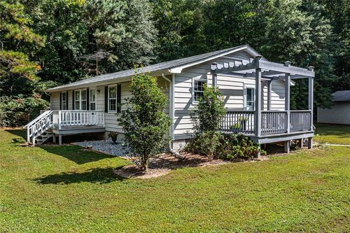 563 Coachpoint Rd, Hartfield, VA, 23071-2018 | Card Image