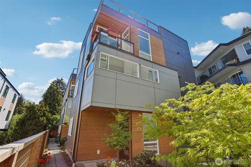 1926 Ferry Ave Sw, Seattle, WA, 98116-1720 | Card Image