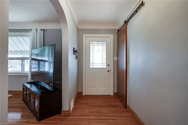 628 Dunn Ave, House other with 4 bedrooms, 2 bathrooms and 5 parking in Hamilton ON | Image 4