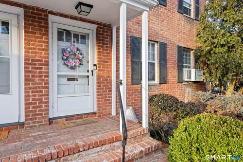 34-34 4th St, Stamford, CT, 06905-5001 | Card Image