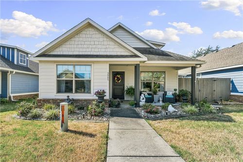 3905 Sw Ridgepointe Ave, Bentonville, AR, 72712-5288 | Card Image