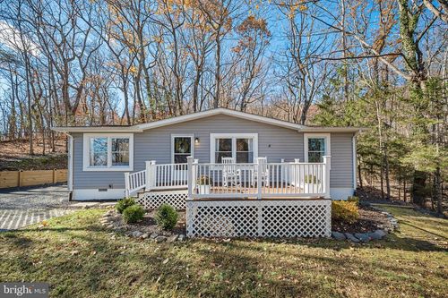 2400 Youngs Dr, HAYMARKET, VA, 20169-1532 | Card Image