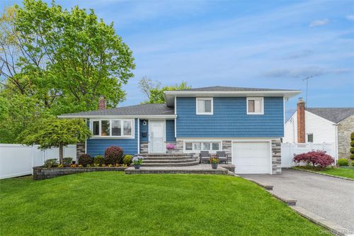 72 Lincoln Rd W, Plainview, NY, 11803-5313 | Card Image