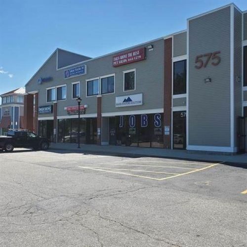 f7-575 S Willow St, Manchester, NH, 03103-5713 | Card Image