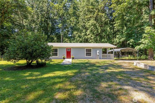 12487 Old Military Road Ne, Poulsbo, WA, 98370 | Card Image