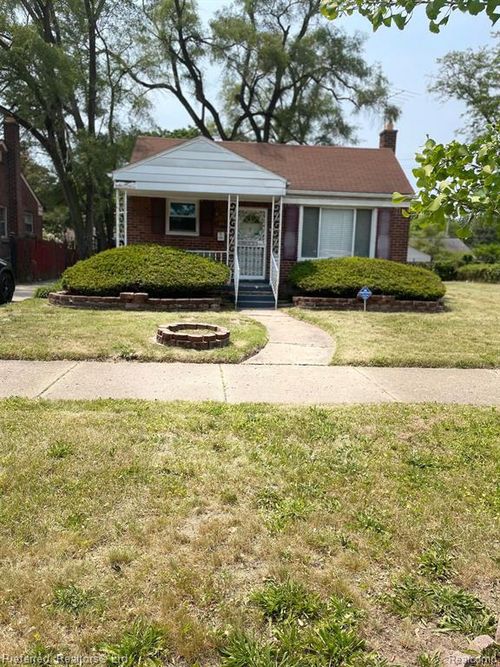 19953 Evergreen Rd, Detroit, MI, 48219-2004 | Card Image