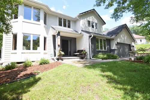 112 Innsbrook Ln, Burnsville, MN, 55306-6463 | Card Image