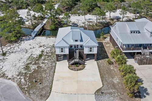 324 Audubon Pl, Dauphin Island, AL, 36528-3523 | Card Image