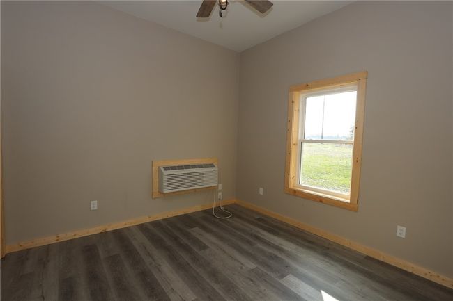 2805 Commercial Ave, House other with 2 bedrooms, 2 bathrooms and null parking in Mattoon IL | Image 4