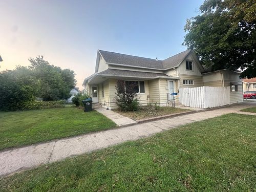 1332 4th Ave N, Fort Dodge, IA, 50501-3402 | Card Image