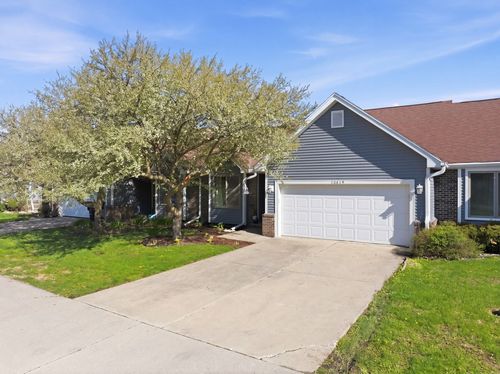 10819 Ne 78th Ct, Bondurant, IA, 50035-1309 | Card Image