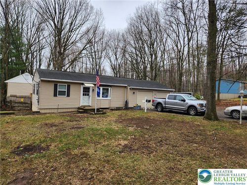 9081 Sherwood Dr, Kunkletown, PA, 18058-1883 | Card Image