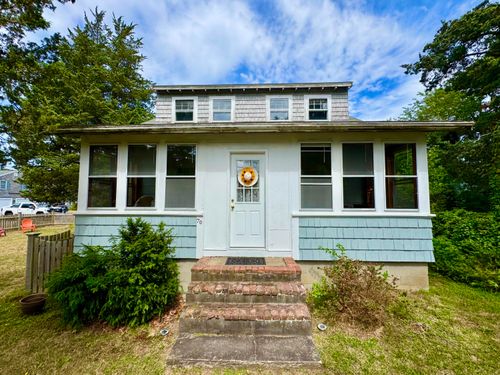 70 Wings Neck Rd, Pocasset, MA, 02559-1742 | Card Image