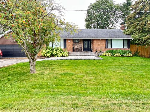 1739 Mount Albert Rd, Sharon, ON, L0G1V0 | Card Image
