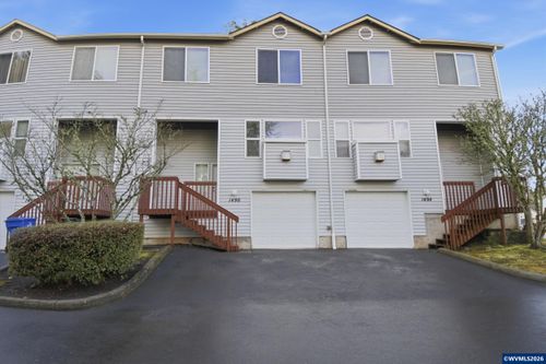 1490 Madelyn Ave Se, Salem, OR, 97306-3552 | Card Image