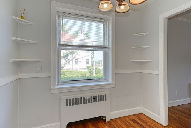 APT-2 - 31 Chestnut St, Condo with 2 bedrooms, 1 bathrooms and 2 parking in Worcester MA | Image 10