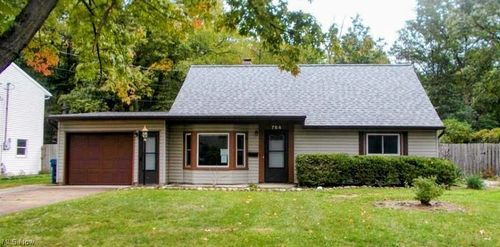 764 Irving Park Blvd, Sheffield Lake, OH, 44054-1626 | Card Image