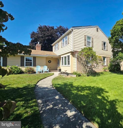 966 Mccosh St, HANOVER, PA, 17331-1351 | Card Image