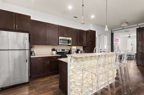 409-210 30th Ave N, Nashville, TN, 37203-1564 | Card Image