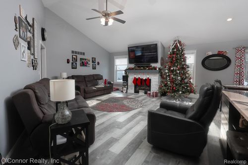 1145 Oconnor St, Marysville, MI, 48040-2059 | Card Image