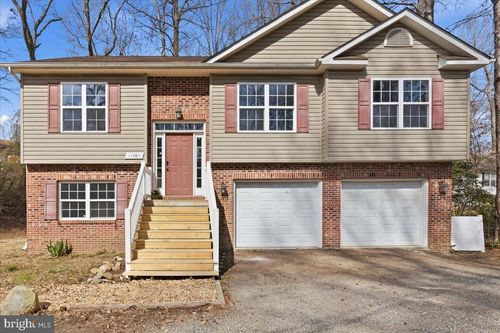 11585 Big Sandy Run Rd, LUSBY, MD, 20657-3706 | Card Image