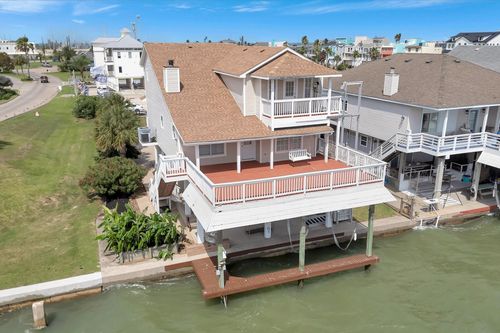 445 Hana Dr, Galveston, TX, 77554-2885 | Card Image