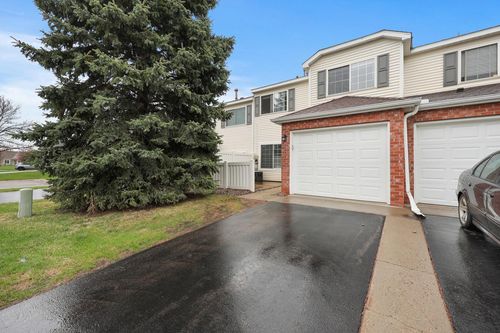 15918 Fjord Ave, Apple Valley, MN, 55124-5831 | Card Image