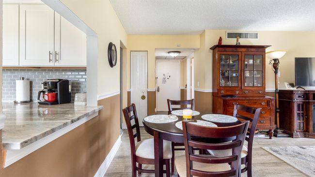 APT-404 - 9421 Evergreen Pl, Condo with 2 bedrooms, 2 bathrooms and null parking in Davie FL | Image 13