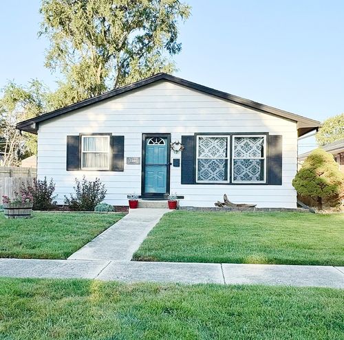 3144 Phillips Ave, Steger, IL, 60475-1159 | Card Image