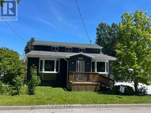 1962 W Franklin Avenue W, Sarnia, ON, N0N1C0 | Card Image