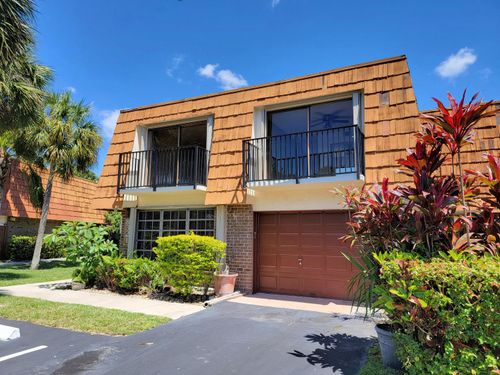 8321 S Coral Cir, North Lauderdale, FL, 33068-4146 | Card Image