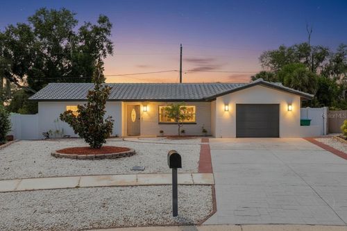 5576 Williamsdale Ct, SEMINOLE, FL, 33772-7239 | Card Image