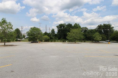 2025 Morganton Blvd Sw, Lenoir, NC, 28645-4984 | Card Image