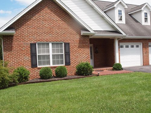 20115 Vances Mill Rd, Abingdon, VA, 24211-6992 | Card Image