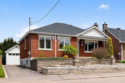 77 W Presland Rd, Ottawa, ON, K1K2C2 | Card Image