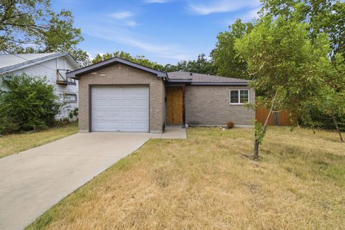 3923 Metropolitan Ave, Dallas, TX, 75210-1927 | Card Image