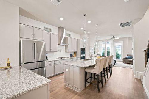 1011 Tea Olive Ln, Dallas, TX, 75212-0115 | Card Image