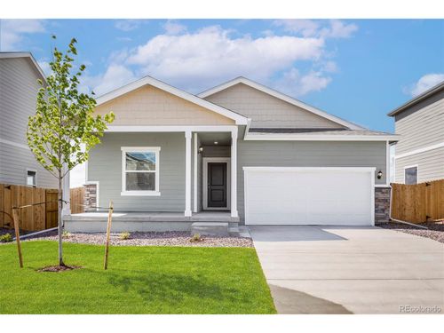 48185 Shetland Dr, Bennett, CO, 80102-7821 | Card Image
