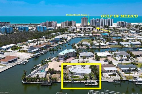 19 Sunview Blvd, FORT MYERS BEACH, FL, 33931-4521 | Card Image