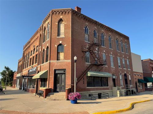 101 E Main St, Panora, IA, 50216-1154 | Card Image